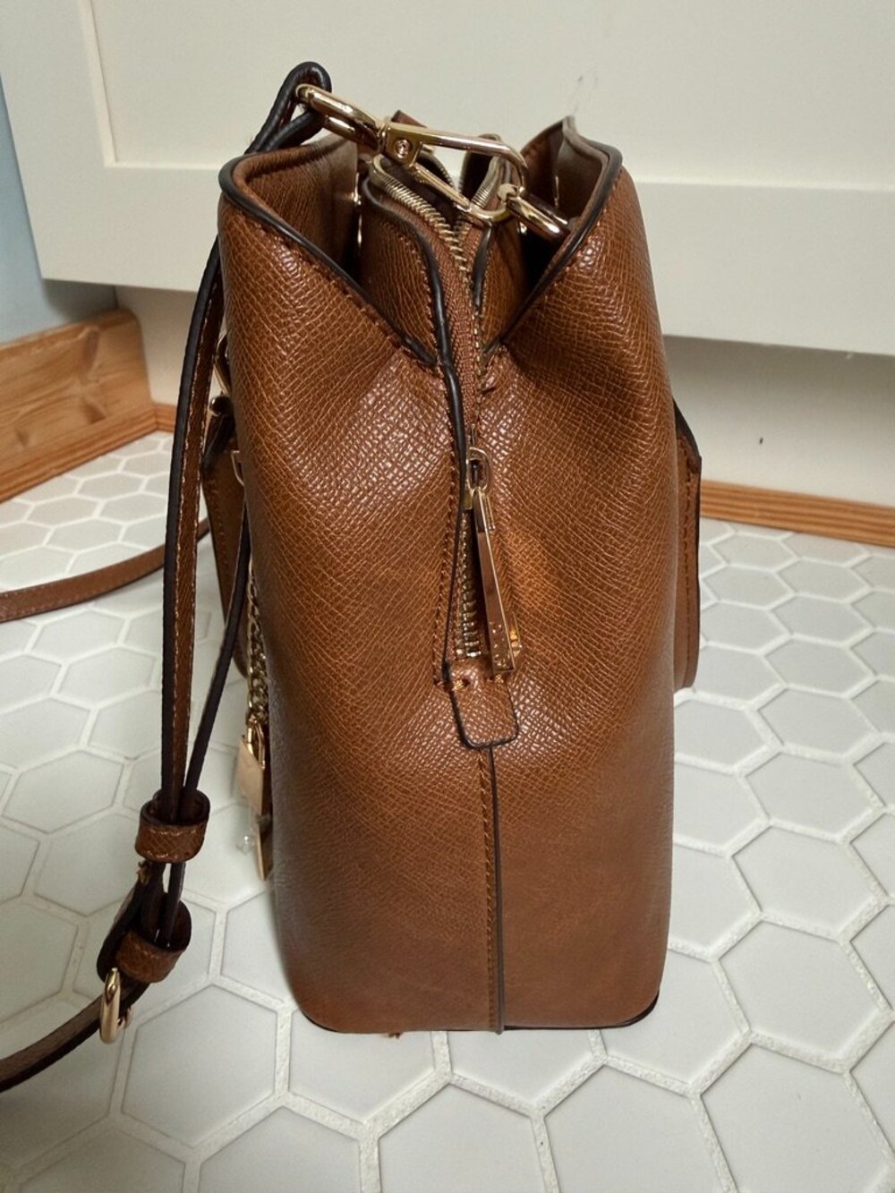 ALDO Cognac Brown Structured Satchel Tote Crossbody Bag Gold Hardware Work Bag - Picture 5 of 8